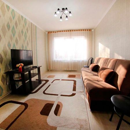Razmestim На Сайна Шаляпина Almaty Bagian luar foto